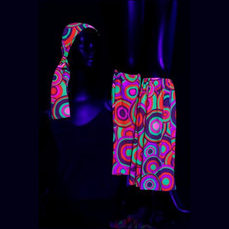 Bandeau fluo et jambière années 70