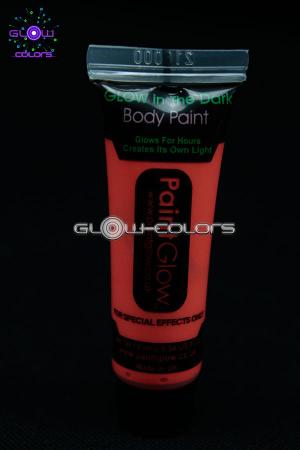 Maquillage phosphorescent rouge