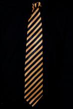 Cravate orange fluo rayée