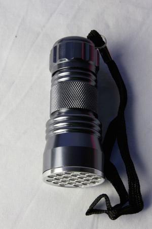 Lampe de poche LED UV 21 LEDs UV 395 nm