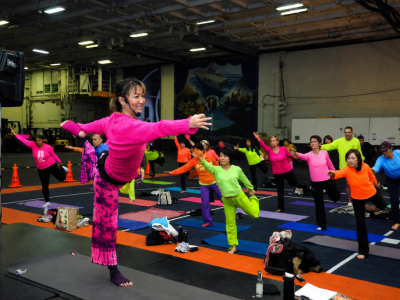 Fitness fluo : la séance que vos adhérents réclameront